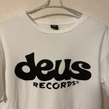 인기 상품 DEUS EX MACHINA T셔츠 [ 즉시 구매 OK ]