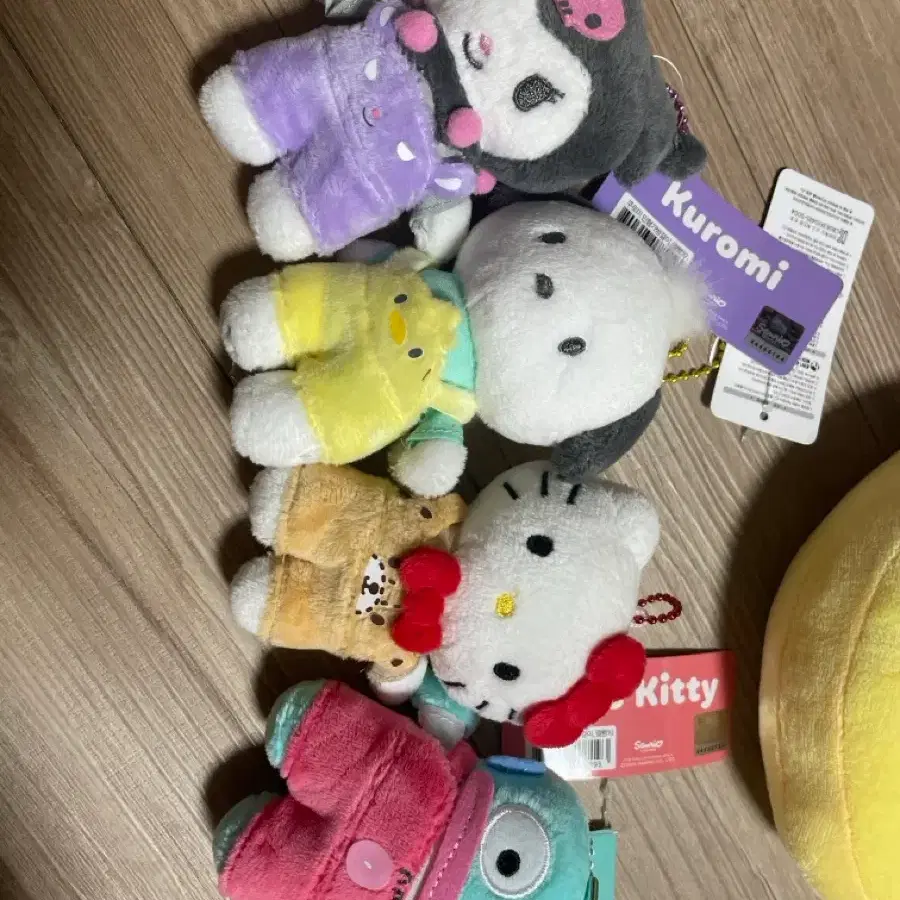멜빵 산리오 키링 인형 한교동 키티 포차코 쿠로미