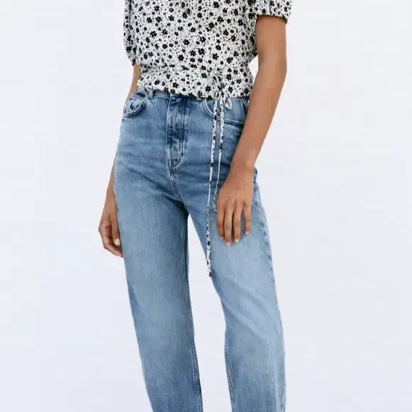 ZARA 플로랄 프린트 크로스 탑L