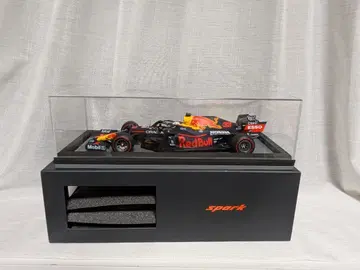 Spark 1/18 레드불 혼다 RB16B 2021 아부다비 GP