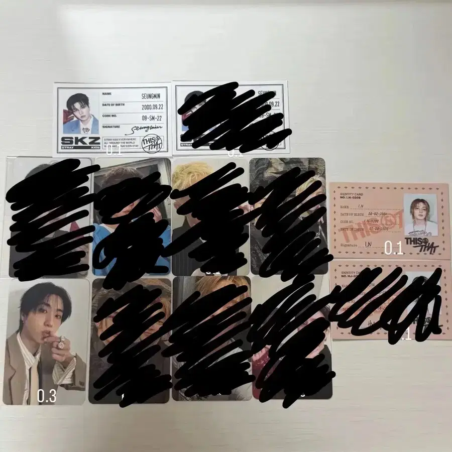 스키즈 디스앤댓 This&That 앨범 팬즈 수박 포카 현진 리노 창빈 방찬 승민 아이엔 한 아이엔 필릭스