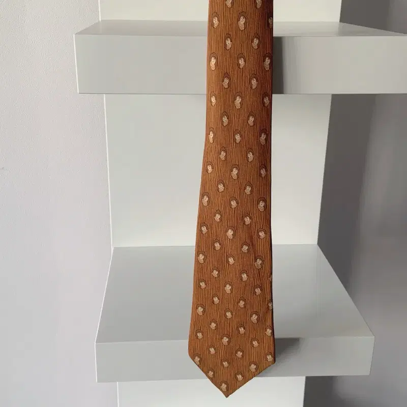 에르메스 Hermes 부엉이 패턴 실크 넥타이