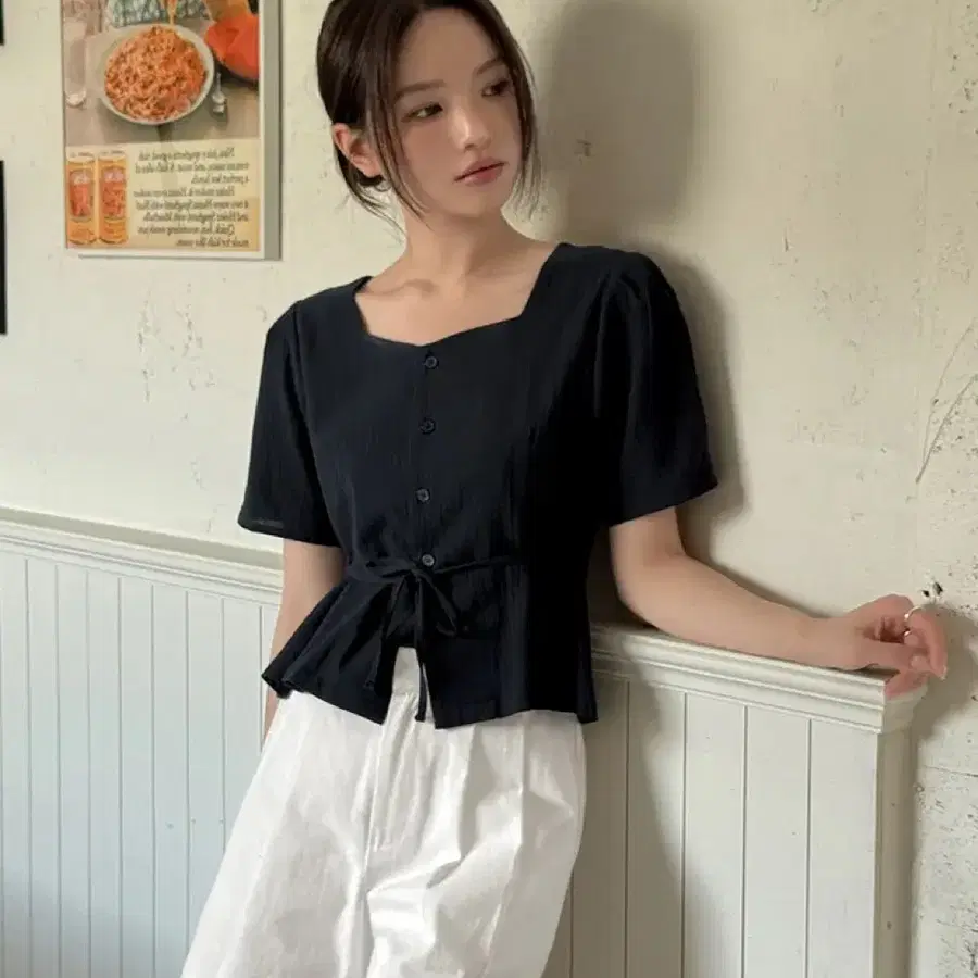 케이클럽 로미오 하트넥 스트랩 블라우스 블랙 S