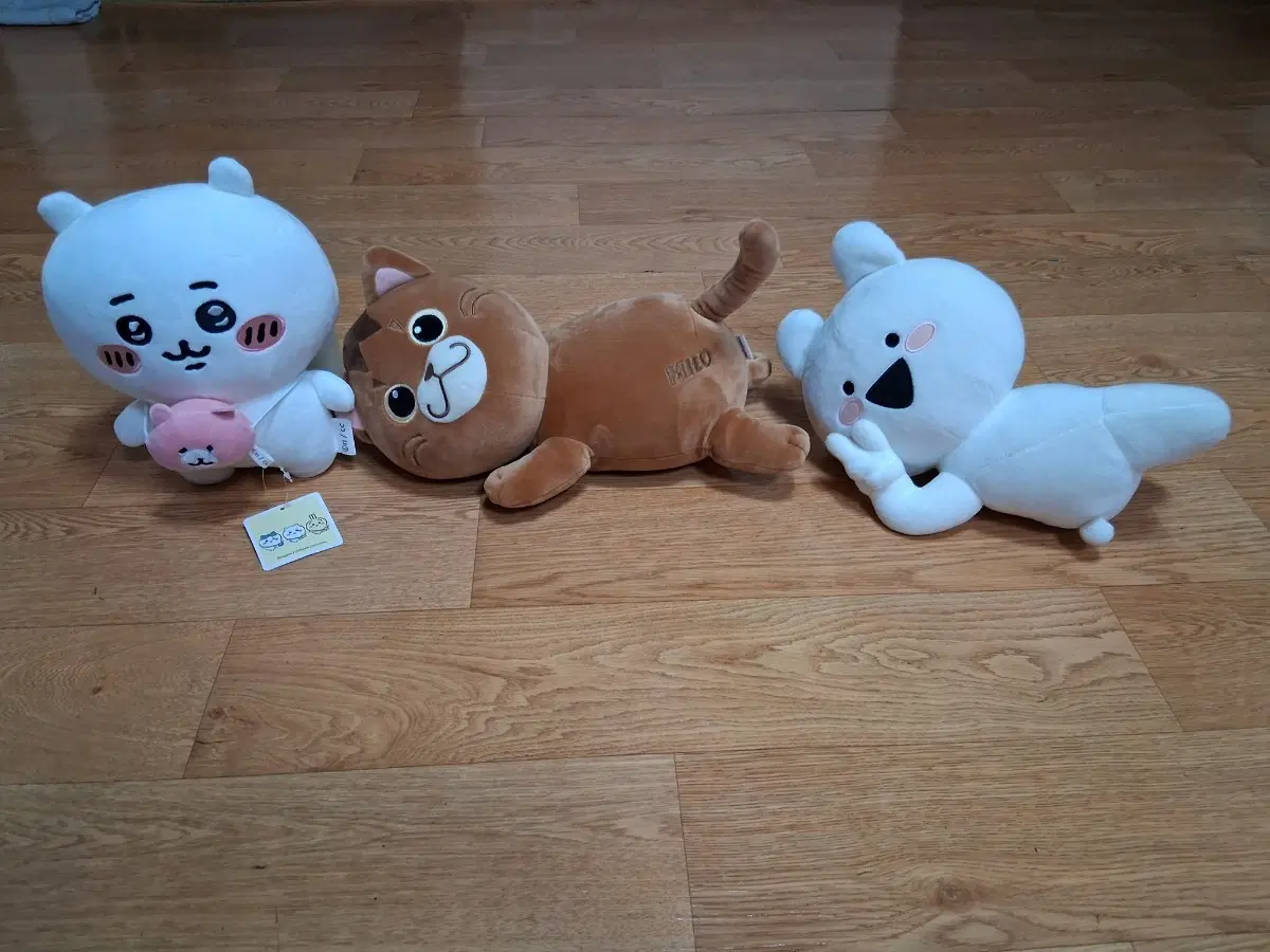 캐릭터 인형 귀여워요 예쁜니다 선물해도 좋아요 편하게 보세요 전체세트 10000원