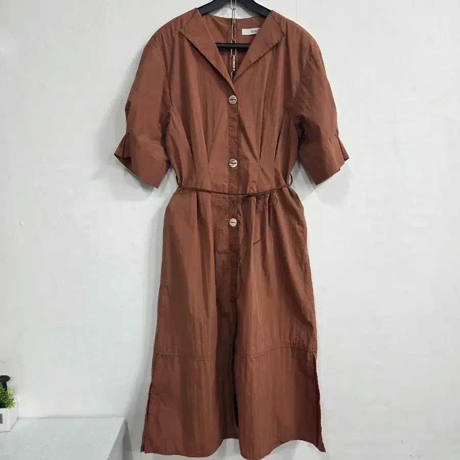 블루페페 브라운 셔츠 원피스90