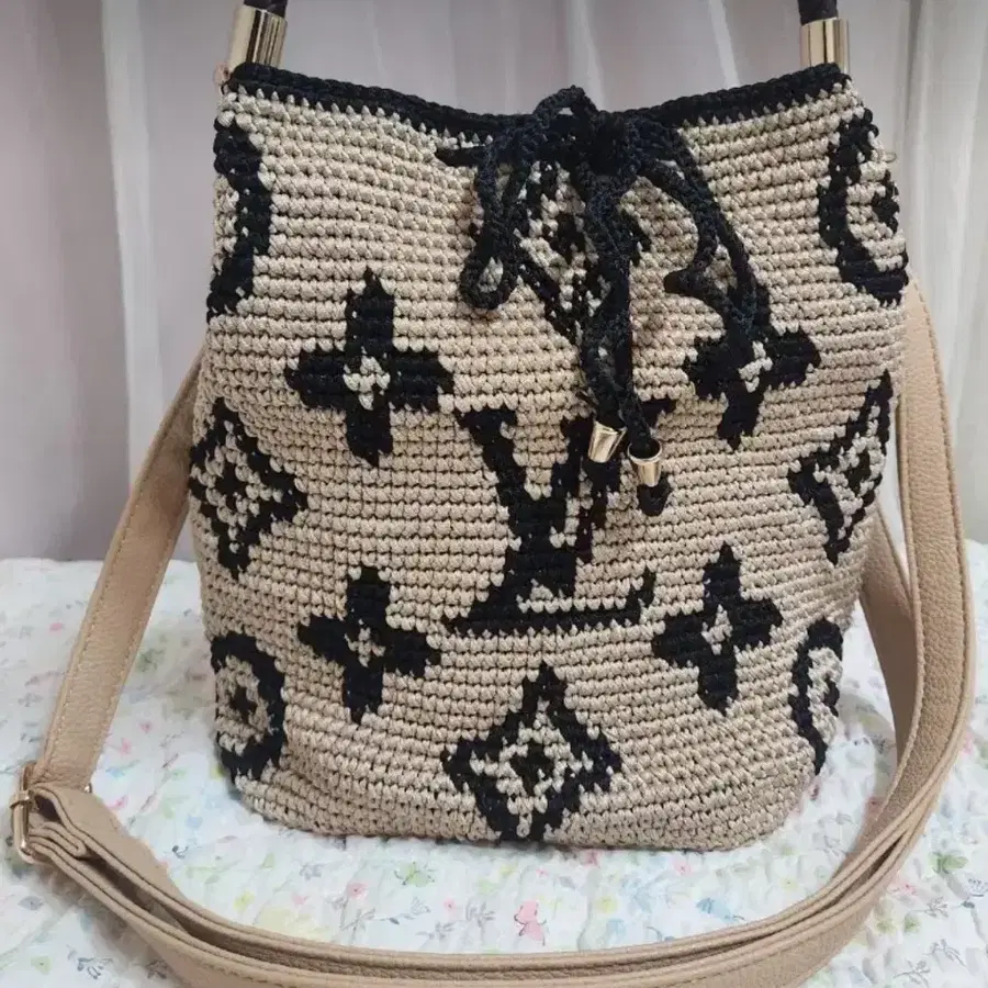 지수초이스펫 최고급 핸드메이드 클래식 모노그램   버컷백
