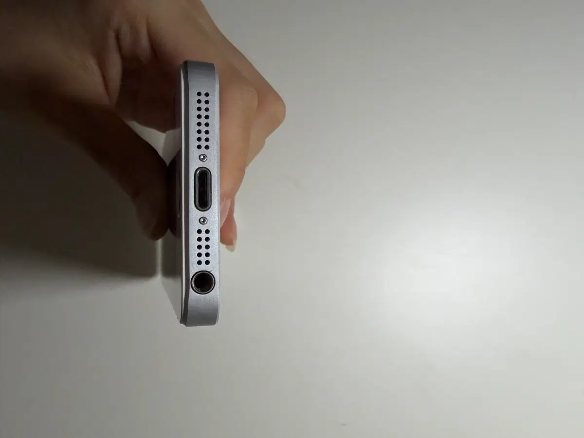 아이폰 se1 128