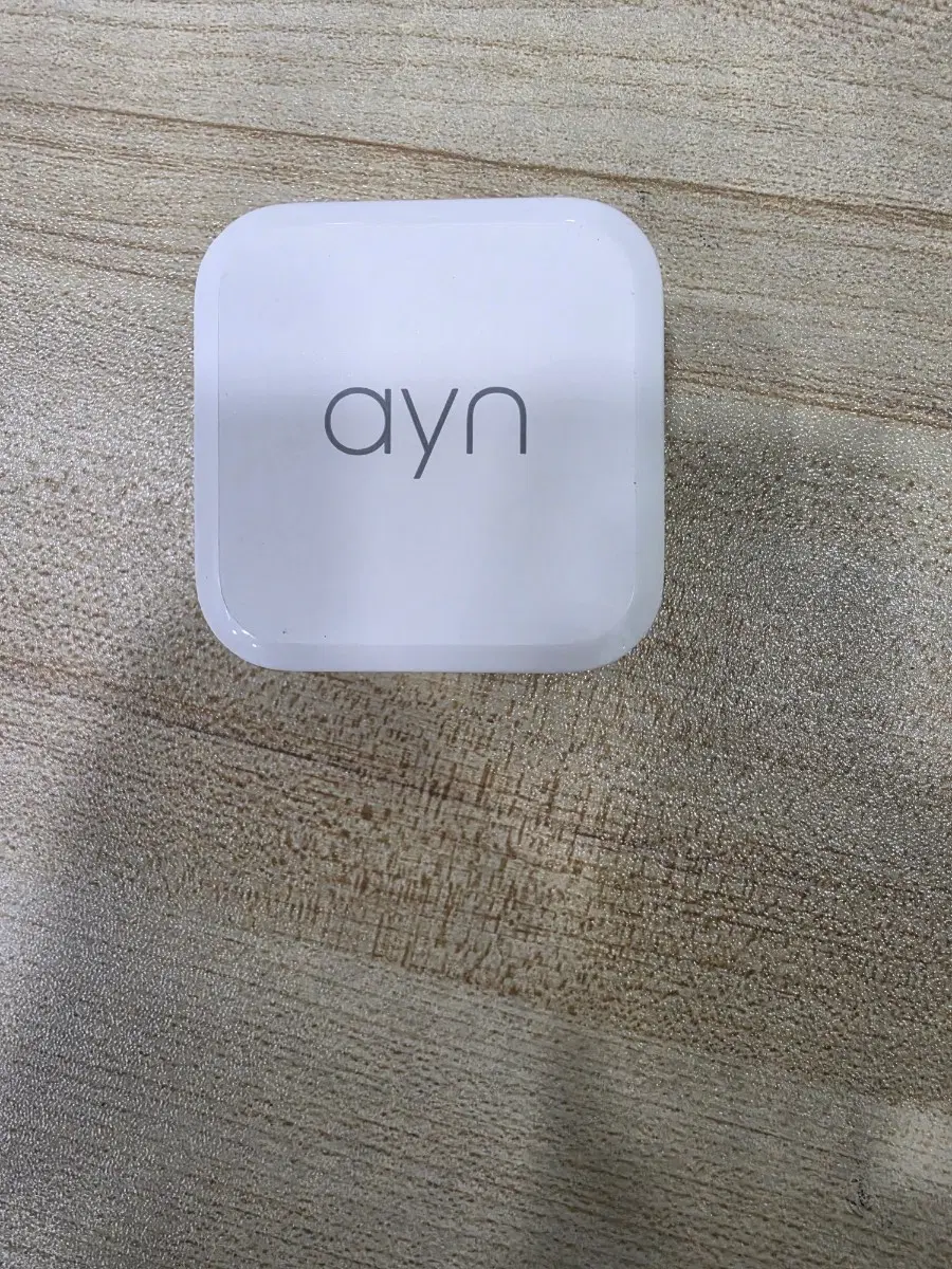 AYN 오딘2,3/ 토르 정품 65W PD 충전기 / 미사용급