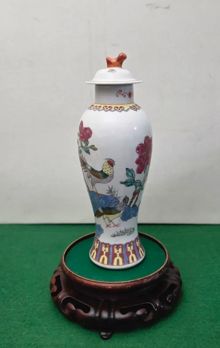 *분채 화조문 유개 매병(높이:32.5cm)