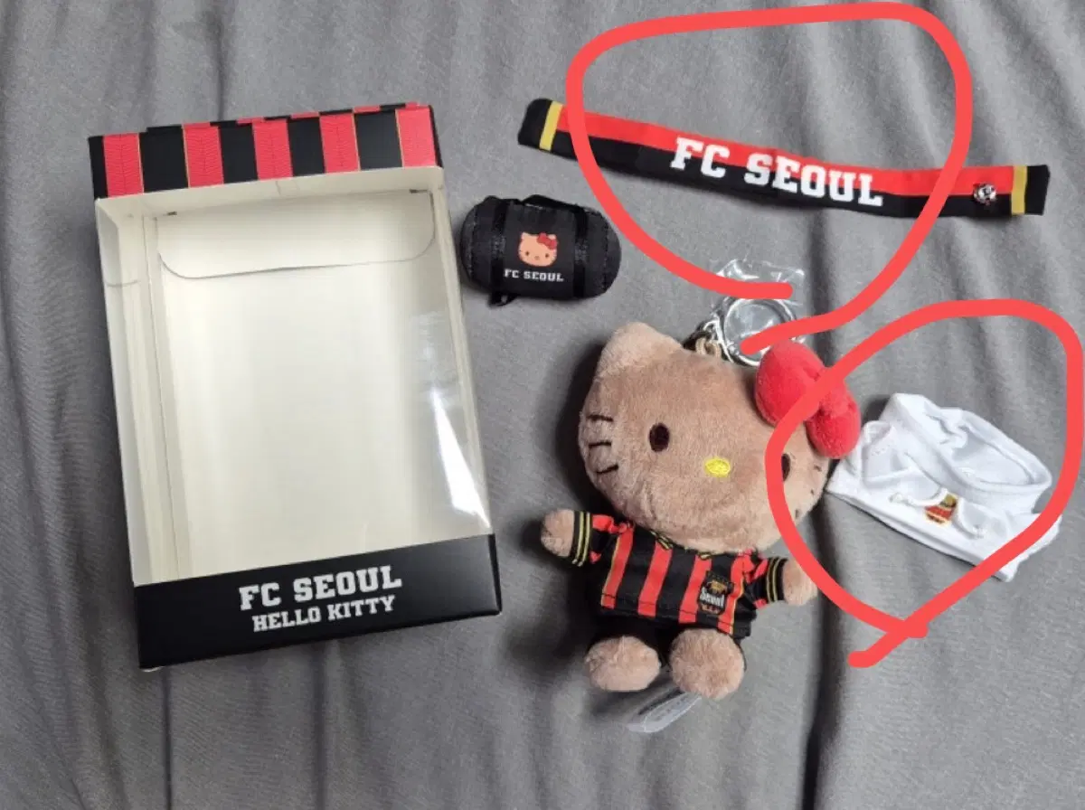fc서울 태닝키티 인형 인형옷 구해요..