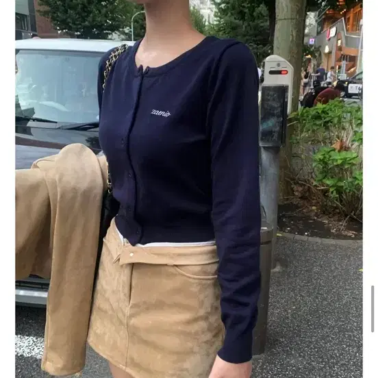 제니오 셀린 베이직 가디건 네이비