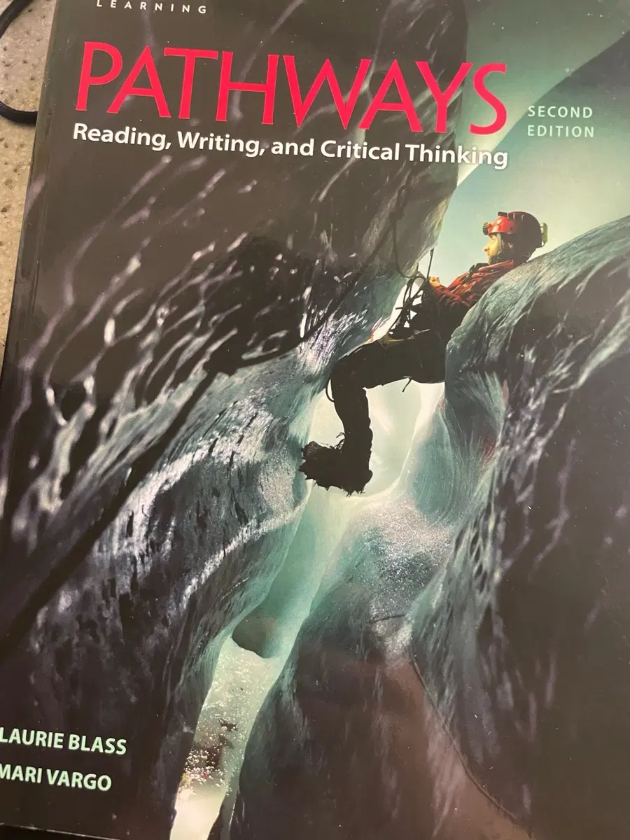 Pathways 4 SB: Reading, Writing and Critical Thinking