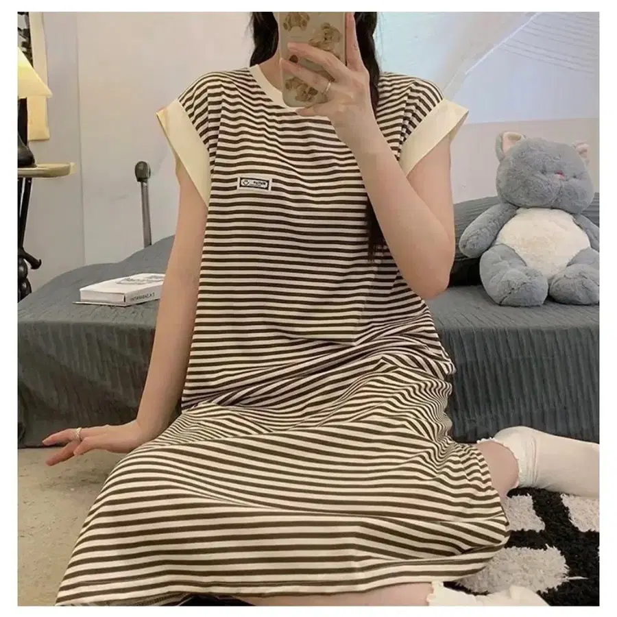 1+1 여성 스트라이프 캡소매 롱원피스 민소매 단가라 원피스 홈웨어 롱티