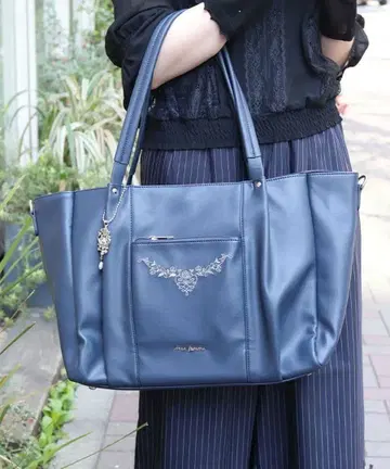 axes femme 토트백 네이비