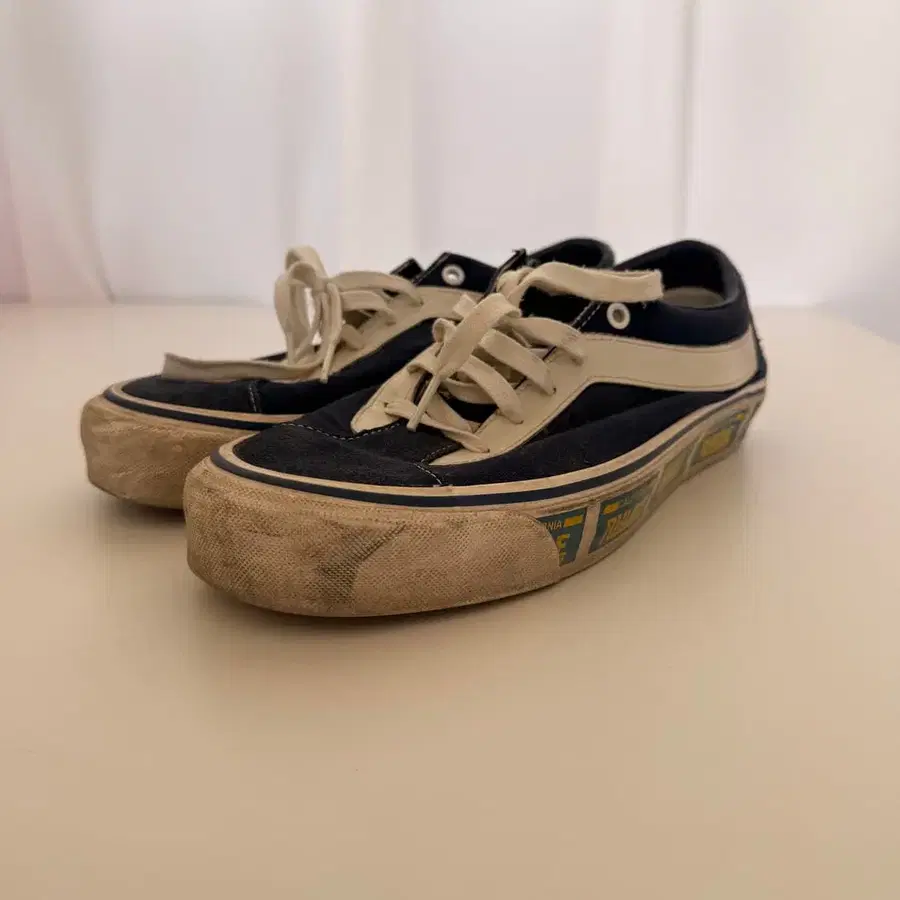 반스X루드볼드엔아이 (VANS X Rhude Bold Ni)