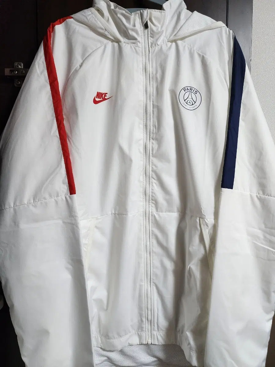 나이키 PSG 파리 생제르맹 바람막이