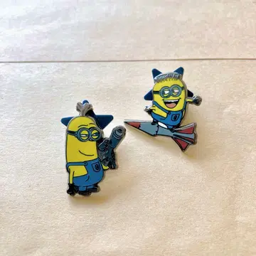 미니언즈 핀 배지 2종