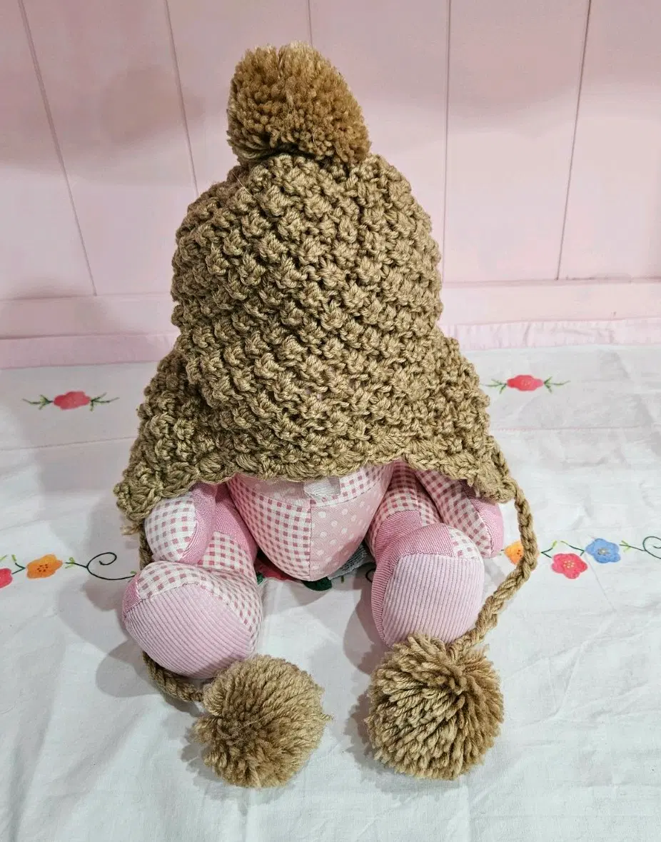 뜨개 모자 털실 인형