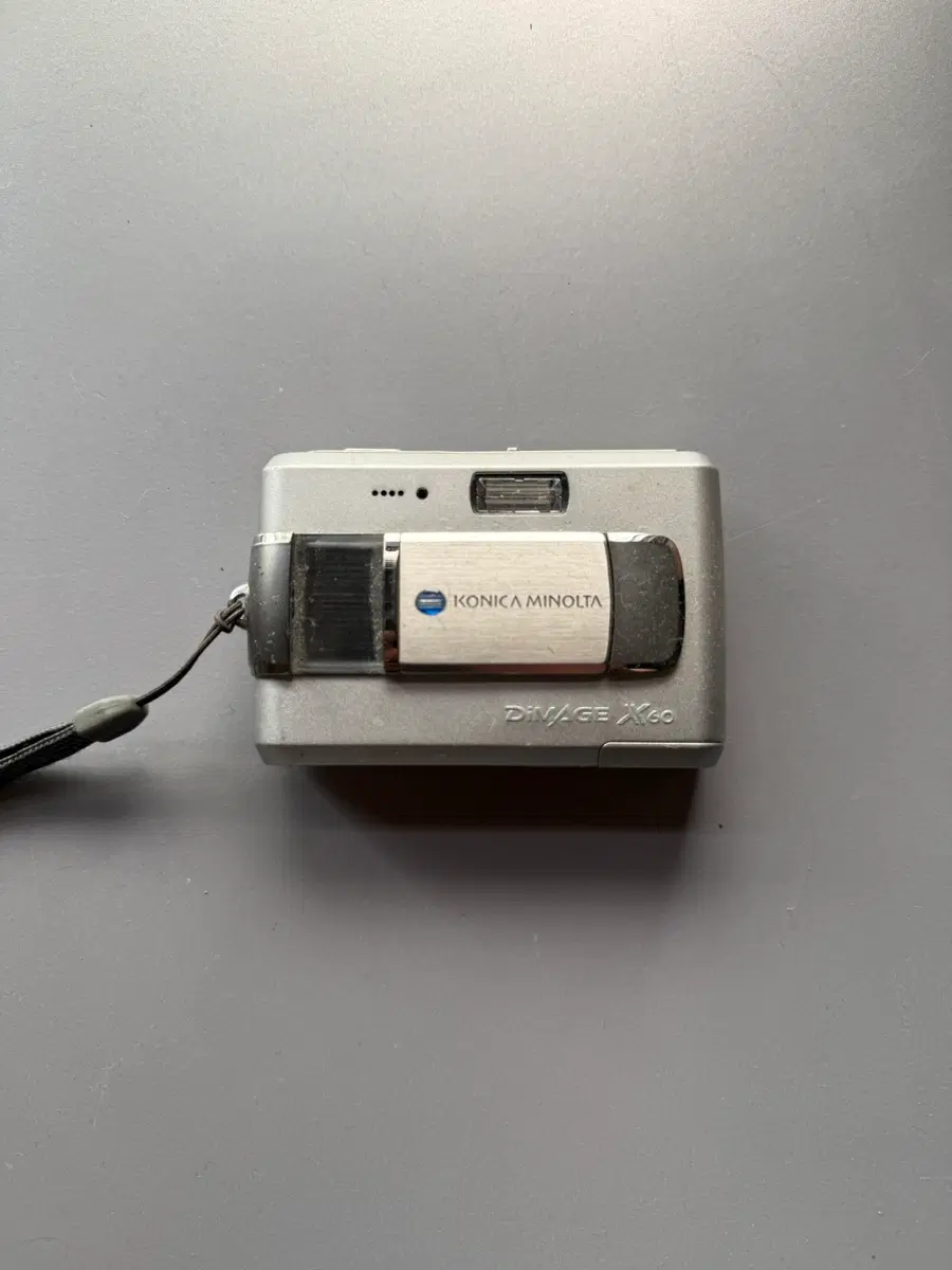 Konica Dimage X60