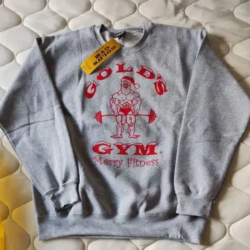 미니멀리스트 Gold's Gym 맨투맨 (크리스마스 80s 한정판 디자인)