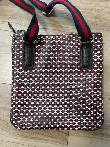 TOMMY HILFIGER 숄더백