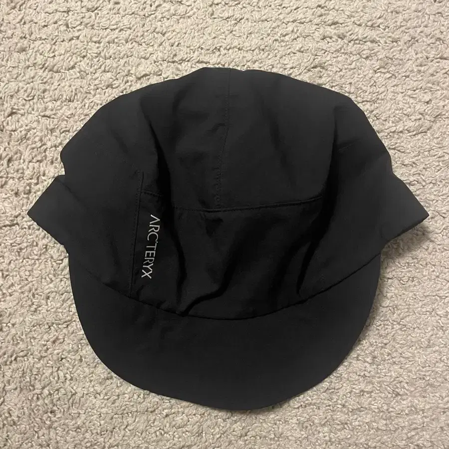 아크테릭스 노반 캡 [L-XL]