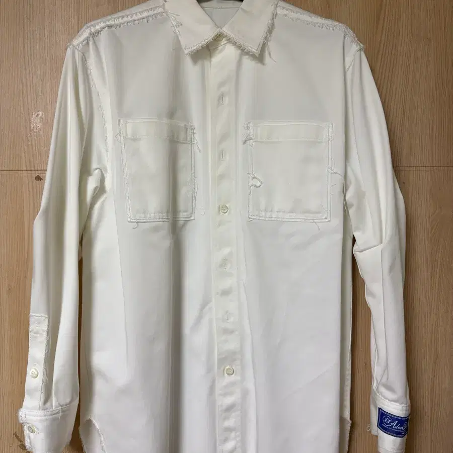 아더에러 lovis shirt (A3)