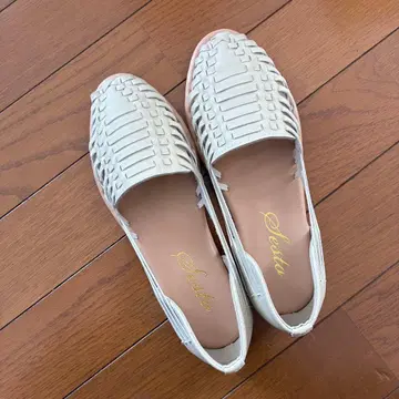 SESTO 메쉬 샌들 아이보리 M 사이즈