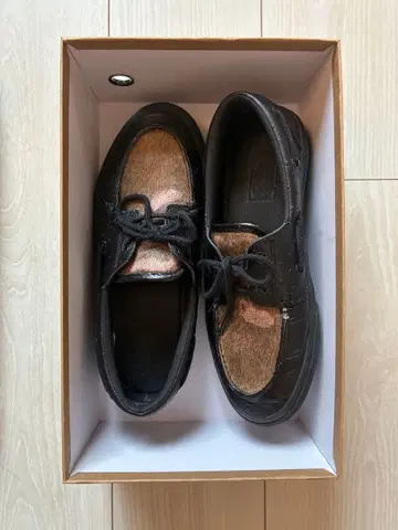 Vans HOUYHNHNM 피넘 2 아이렛