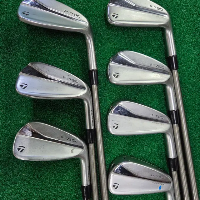 테일러메이드 P790 아이언 세트