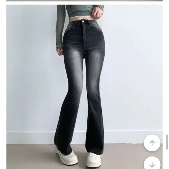 부기샵 부츠컷 흑청 청바지 에이블리