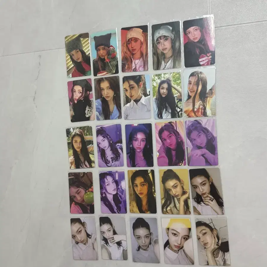 일괄)뉴진스 다니엘 포카 싸게 판매합니다!!