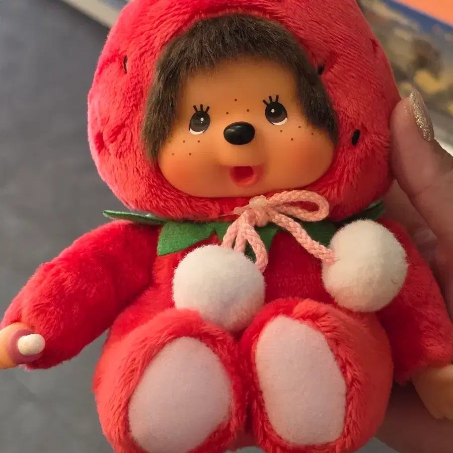 딸기 몬치치 인형 정품 새상품