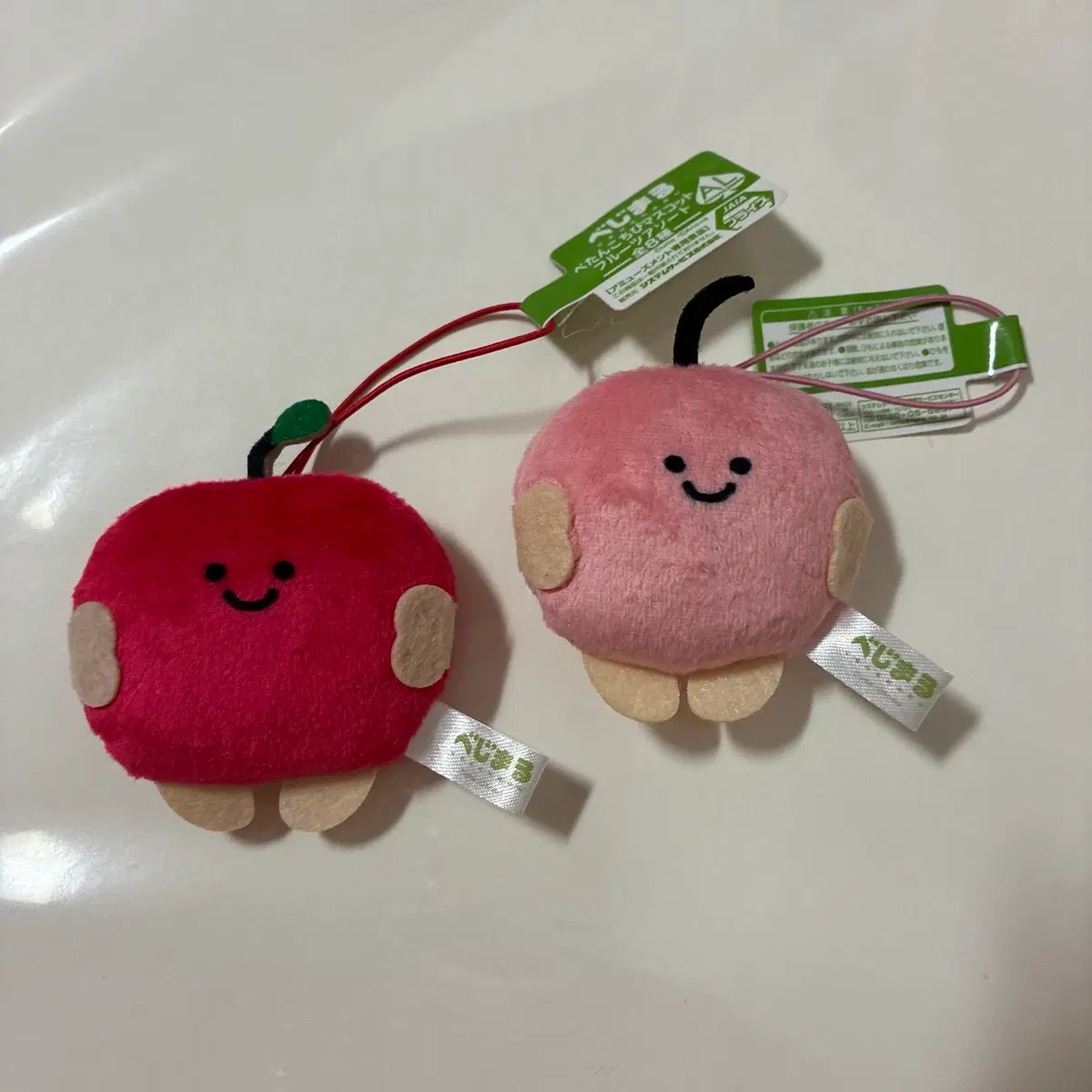 베지마루 과일 인형 키링 2종 세트 일본 사과 복숭아