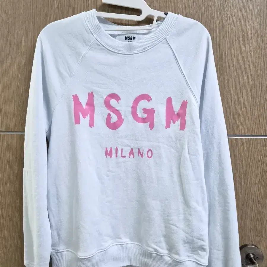 MSGM 밀라노 맨투맨 화이트 공용m