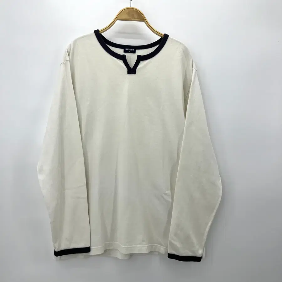 [Uniqlo] 올드 유니클로 오픈 헨리넥 링거티셔츠