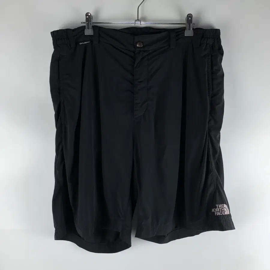 노스페이스 블랙 등산 반바지 32 .260811