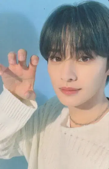 StrayKids NACIFIC 콜라보 LeeKnow 트레이딩 카드 파란 배경