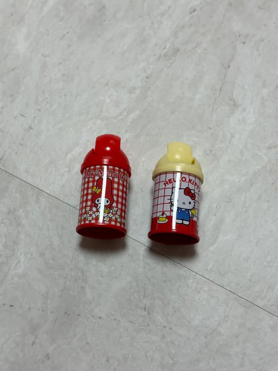 산리오 헬로키티 마이멜로디 쓰레기통 가챠