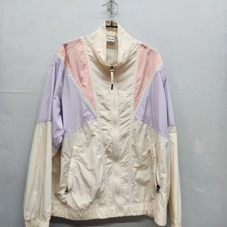 휠라 파스텔 배색 Y2K스타일 바람막이 자켓 M(2XL)