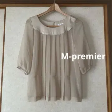 M-premier 새상품급 블라우스 엠프리미어
