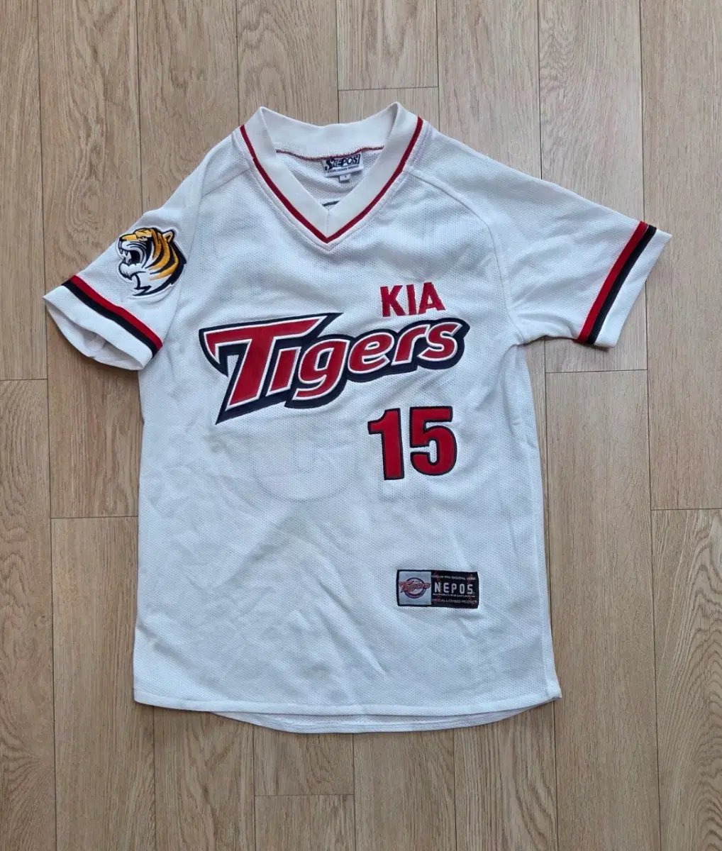 미사용 네포스 KBO 최고명문 구단 기아타이거즈 15번 이용규 아동용 유니폼 5호 사이즈 (줄자사진 참고)