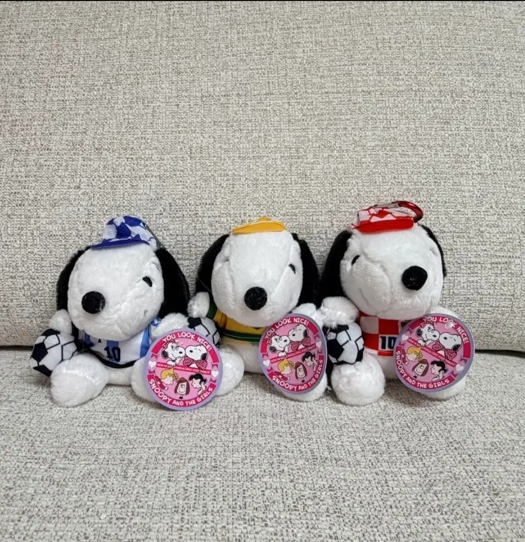 스누피 축구 키링 인형