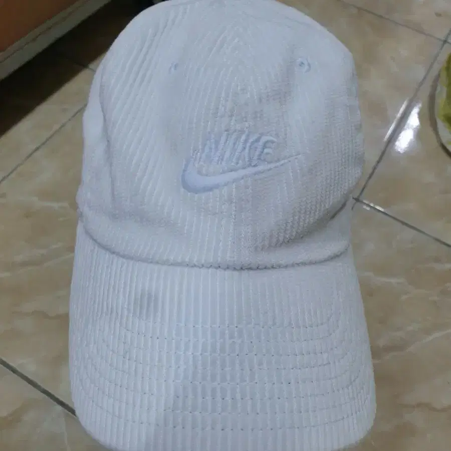 나이키 코듀로이 볼캡 사진참고
