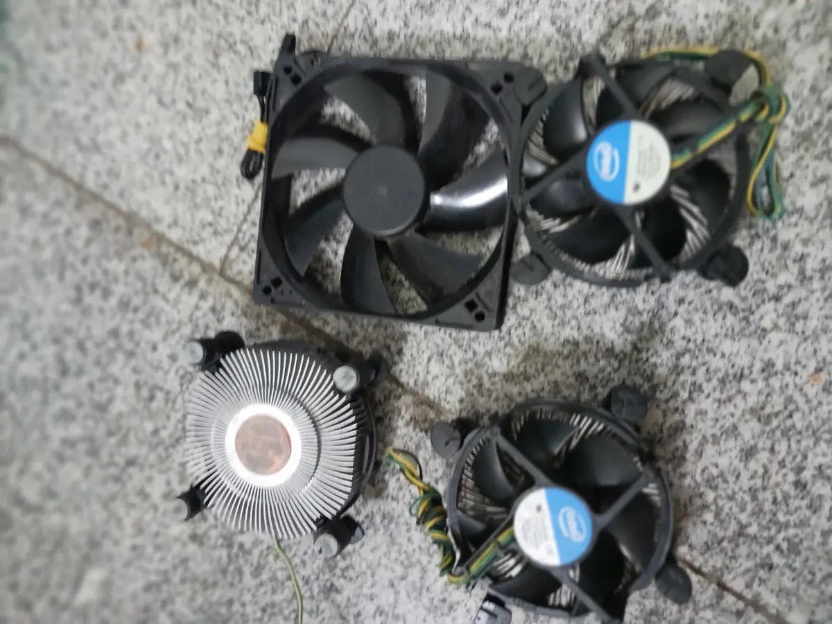 CPU 쿨러 팬 여러개 세트