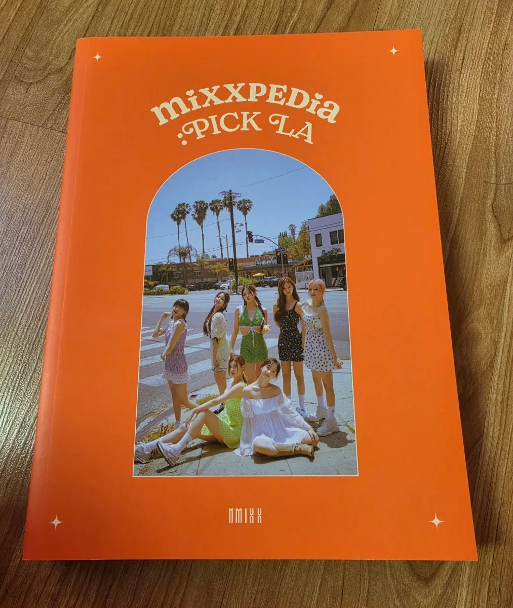 엔믹스 픽LA 포토북