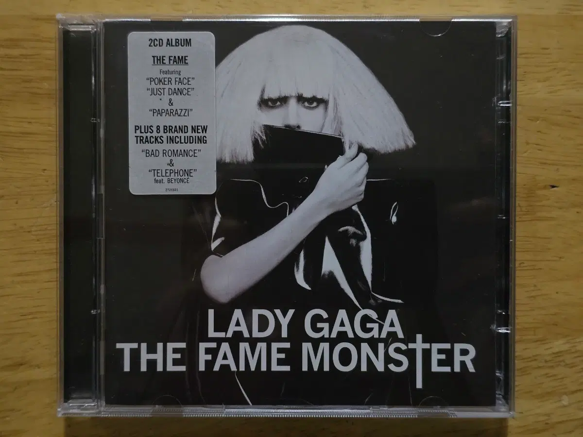 CD 음반 LADY GAGA 레이디 가가 - The Fame Monster 2CD