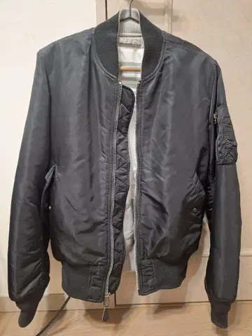 MA-1 플라이트 자켓 블랙