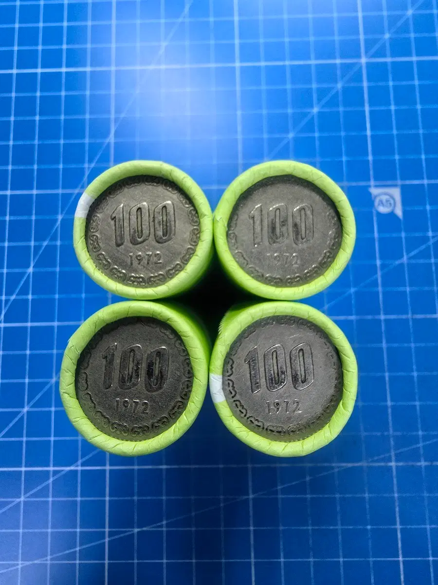 1972년 100원 동전 4롤 200개