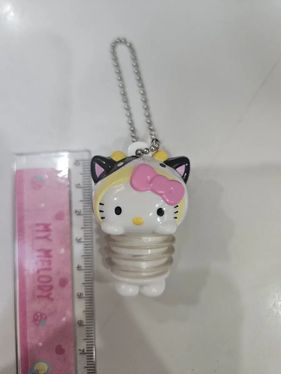 고전키티 병마개 키링 헬로키티 젖소